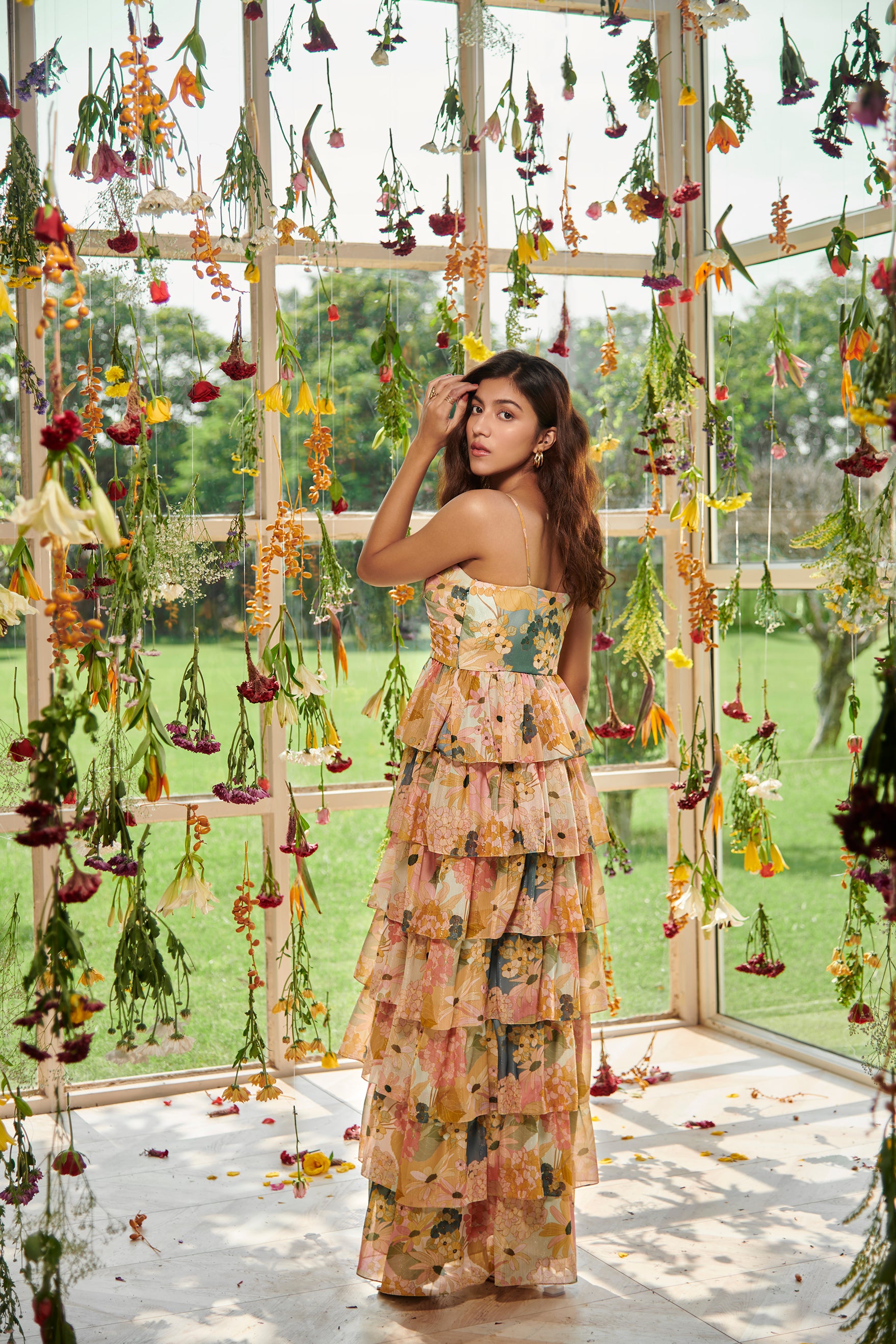 GOLDEN LIGHT RUFFLE DRESS