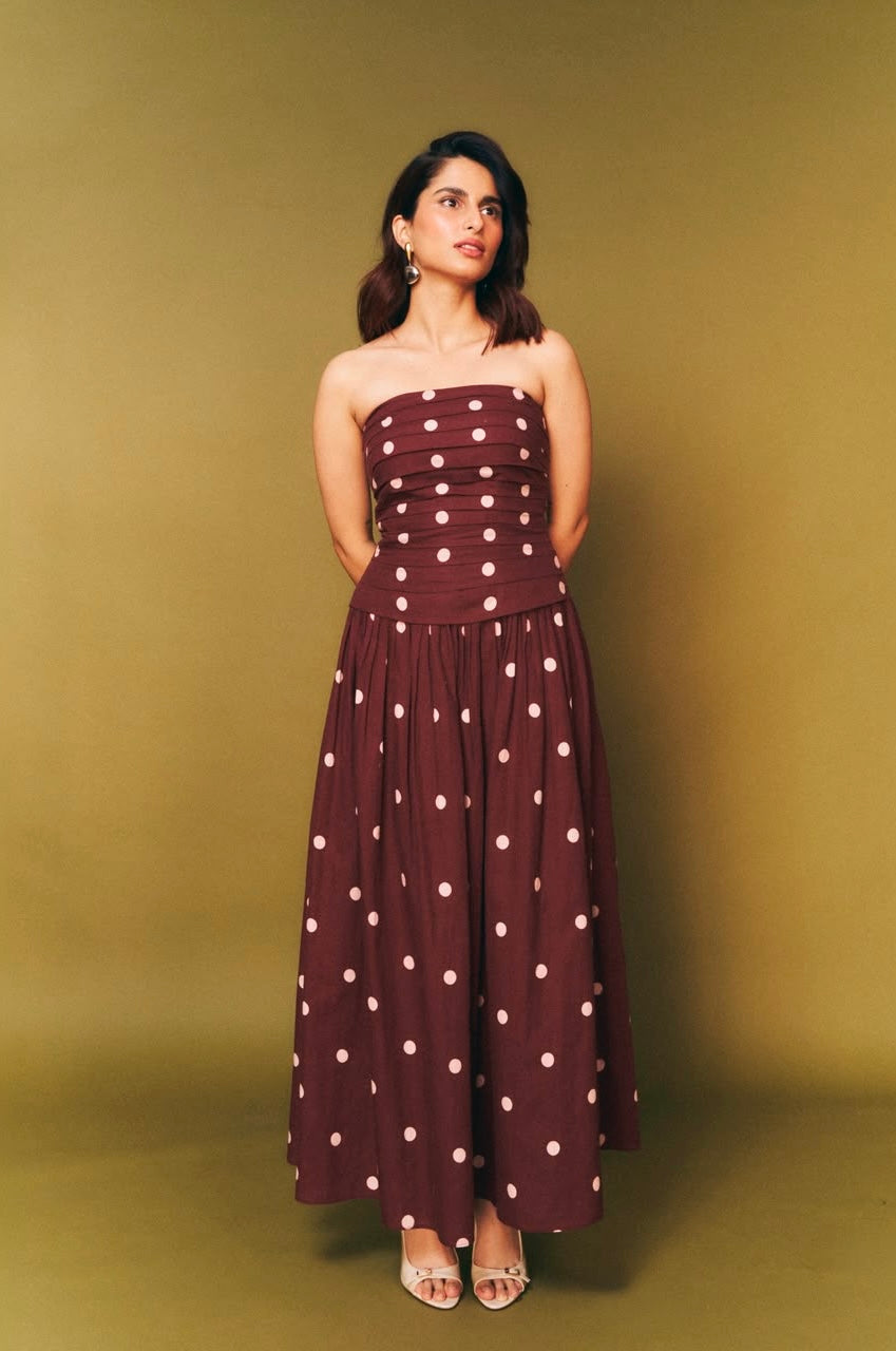 Aisha Ahmed in Phoebe Strapless Dress